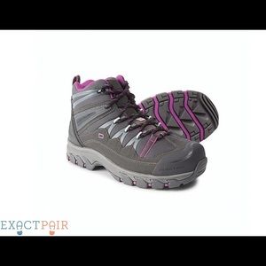 Women’s Dakota brand steel toe work boots